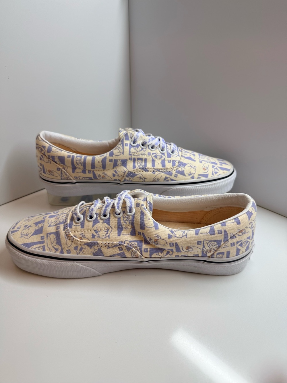 Vans x CoppaFeel Breast Cancer Awareness Low Top Era Shoes Size